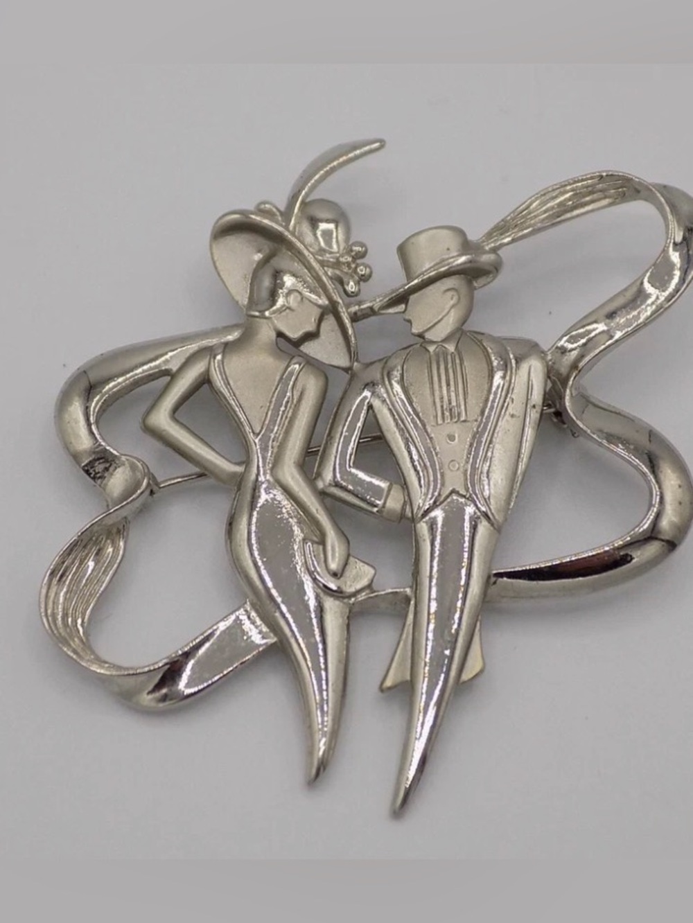 Silver-Tone Dancing Couple Brooch - Elegant Women Jewelry